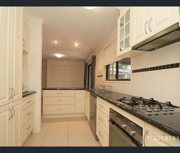 Ideal Family Living in Convenient Rowville Location - Photo 6