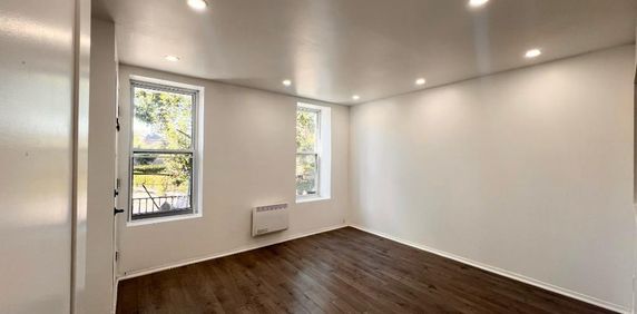 Beau 4 ½ rénové en face du métro LaSalle, Verdun - Photo 2