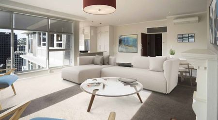 Wellington Central, Three Bedrooms - Photo 2