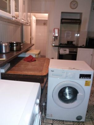 Room in a Shared House, Purley Way, CR0 - Photo 1