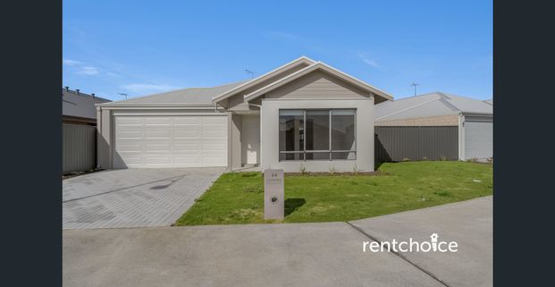 Family Comfort in Baldivis Park Estate - Photo 1