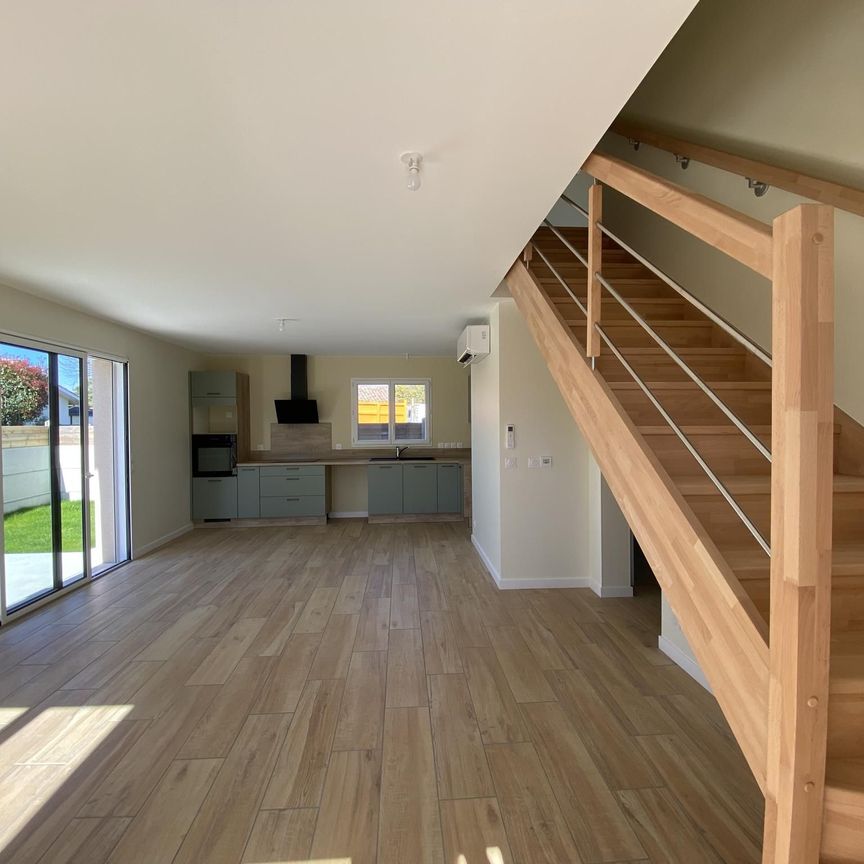 Location Maison 5 pièces 99m² LANTON 33138 - Photo 1