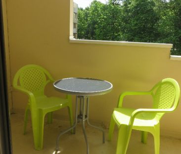 RUE DU BEAUJOLAIS - (DISPO FIN AVRIL) - Photo 5