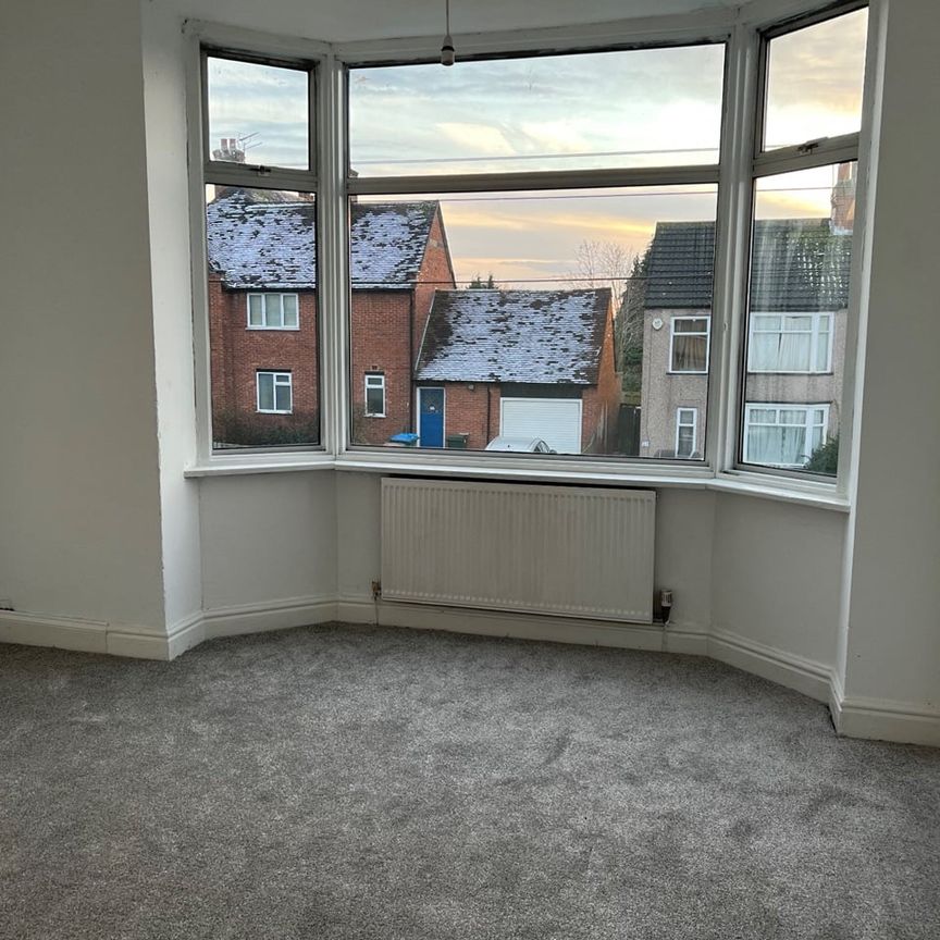 3 Bed Semi-Detached House, Cheveral Avenue, CV6 - Photo 1
