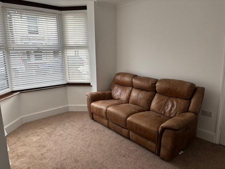 2 bedroom terraced house to rent - Photo 5