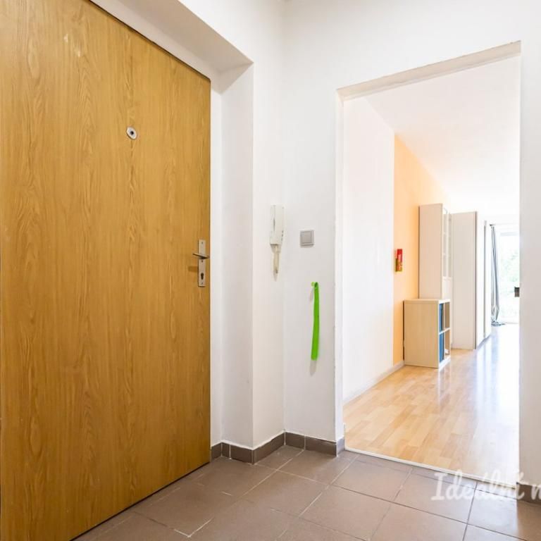 Pronájem bytu 1+kk 40 m2 - Photo 1
