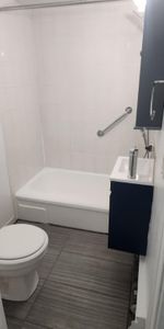 CHARMANT 3 et demi, A ROSEMONT, LIBRE PRESENTEMENT. - Photo 3