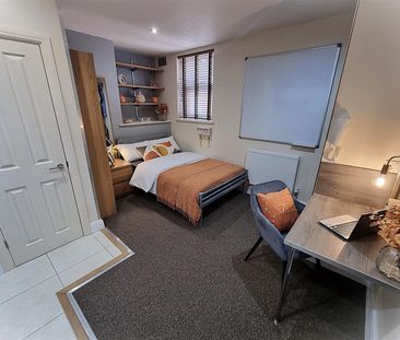 West Parade - Studio for 26/27 - Photo 2