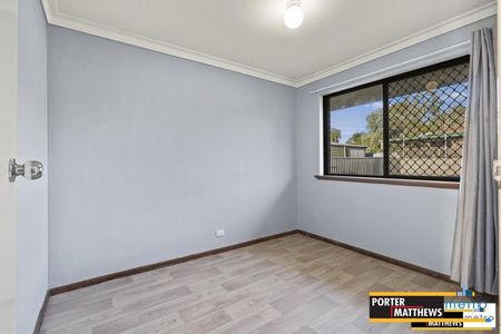 Great location for FIFO workers - Photo 2