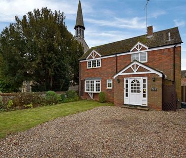 Three bedroom detached family home which is centrally located - Photo 1