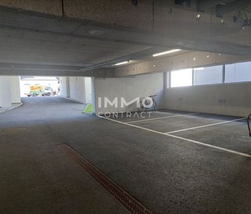 Große 3-Zi-Wohnung mit Loggia & 2 Garagen in Kilb – gepflegt und he... - Photo 4