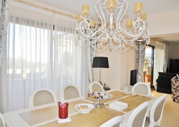 Duplex Penthouse in Benahavis