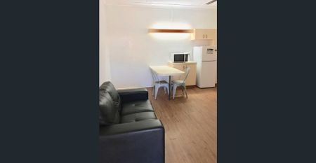 Conveniently Located - Partly Furnished - Photo 4