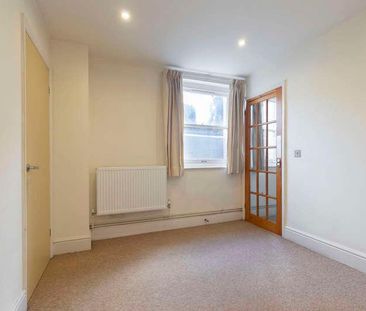 Pittville Lawn, Cheltenham, GL52 - Photo 4