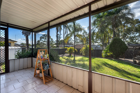 Three Bedroom Home In Quiet Street - Photo 3