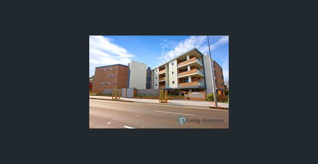 STYLISH TWO BEDROOM APARTMENT IN THE HEART OF RYDE - Photo 1