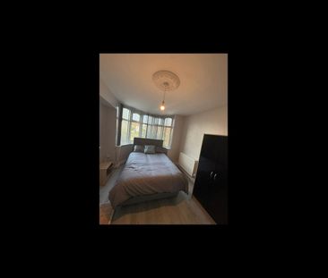 Room in a Shared House, Glendower Road, B42 - Photo 1