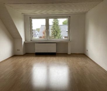 Kaarst, gemütliche 3-Zimmer-DG-Wohnung mit schönem Ausblick und Gar... - Foto 2