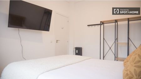 madrid, Community of Madrid 28045 - Photo 2