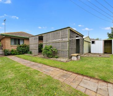 26 Clowes Street, Melton South - Photo 3