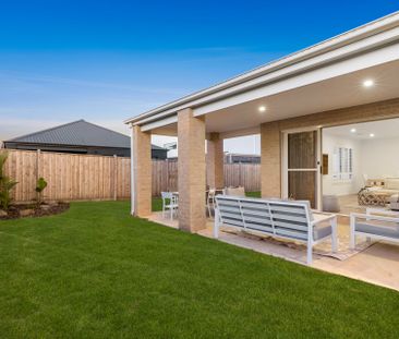 Coastal living at it's finest! - Photo 6