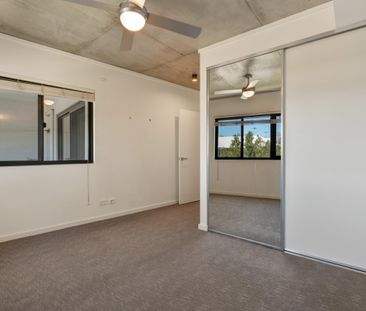 81/59 Breaksea Drive - Photo 1
