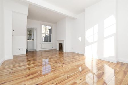 2 bedroom terraced house to rent - Photo 2