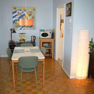 Grand 4 et demi lumineux situé au 8ième étage d’un immeuble en béton avec vue sur la rivière des Prairies. - Photo 2