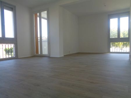 Location Appartement 3 pièces 74 m2 à Perpignan - Photo 4