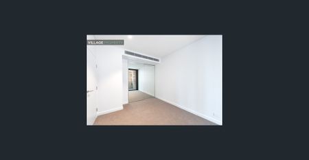 Stunning One Bedroom Apartment in Harbour Place - Photo 4