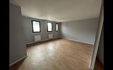 Location Appartement 3 pièces 77 m² La Châtre - Photo 4