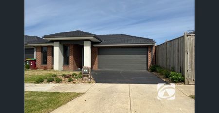 FAMILY HOME WITH MODERN FEATURES – IDEAL LOCATION - Photo 4