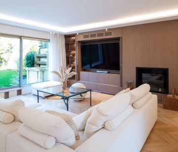 Villa • Notre Dame - Photo 3