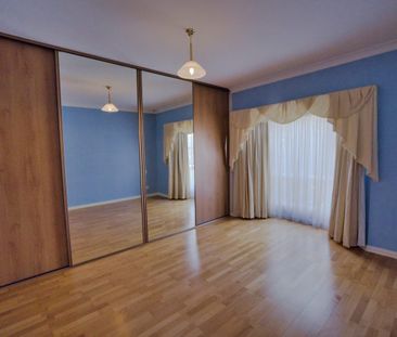 Spacious Family Home Designed to Meet All Your Storage Needs - Photo 3