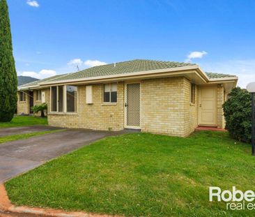 2 Bedroom Unit in Quiet Complex - Photo 1