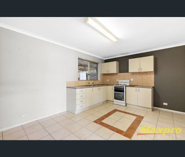 14 Parer Close, Thornlie, WA 6108 - Photo 2