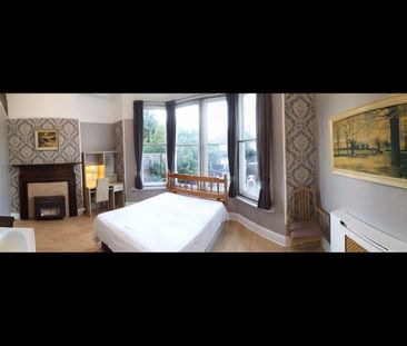 Room in a Shared House, Henleaze Road, BS9 - Photo 3
