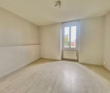 A LOUER - TYPE 2 RENOVE AU COEUR DE SAINT DONATIEN - Photo 4