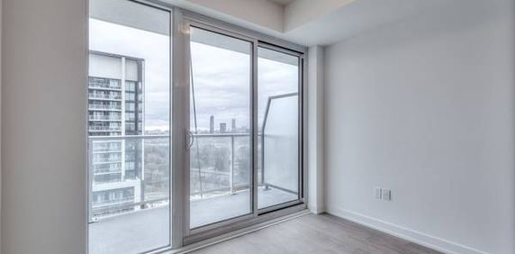 Stunning 2-Bdrm Condo Suite in North York - Photo 2