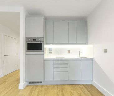 Studio to rent - Photo 6