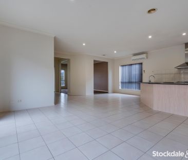 Comfortable Family Home... - Photo 4