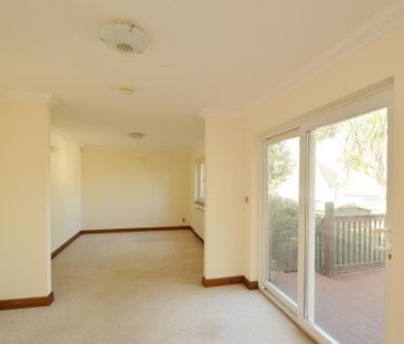 2 bedroom bungalow to rent - Photo 1
