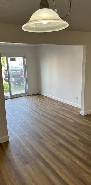 5 1/2 rénové à louer - Granby - Photo 1