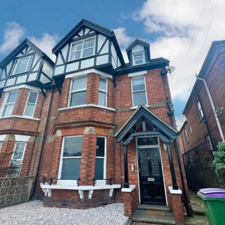 Radnor Park Road, CT19 5AY, Folkestone - Photo 4