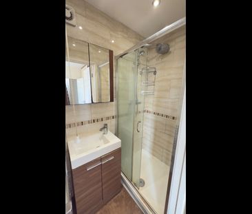 Room in a Shared House, Charles Crescent, HA1 - Photo 4
