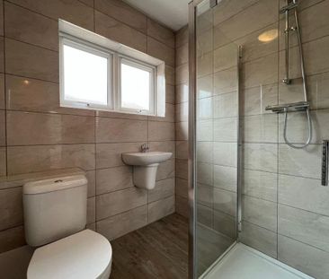 2 bedroom bungalow to rent - Photo 3