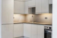 3 bedroom flat to rent - Photo 5