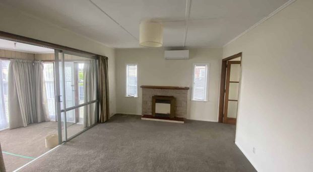 Spacious & Refreshed 2 Bedroom Home with Two Living Areas - Photo 1