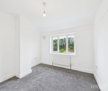 3 bedroom Semi-detached House - Crawford Road, Hatfield - Photo 3
