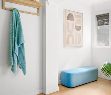 Charming 3-Bedroom Family Home with Modern Comforts and Outdoor Appeal - Photo 5